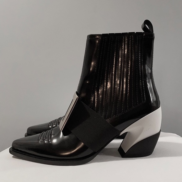 RARE! Roger Vivier Viv’ Tex Black Patent Ankle Chelsea Boots - Picture 5 of 16